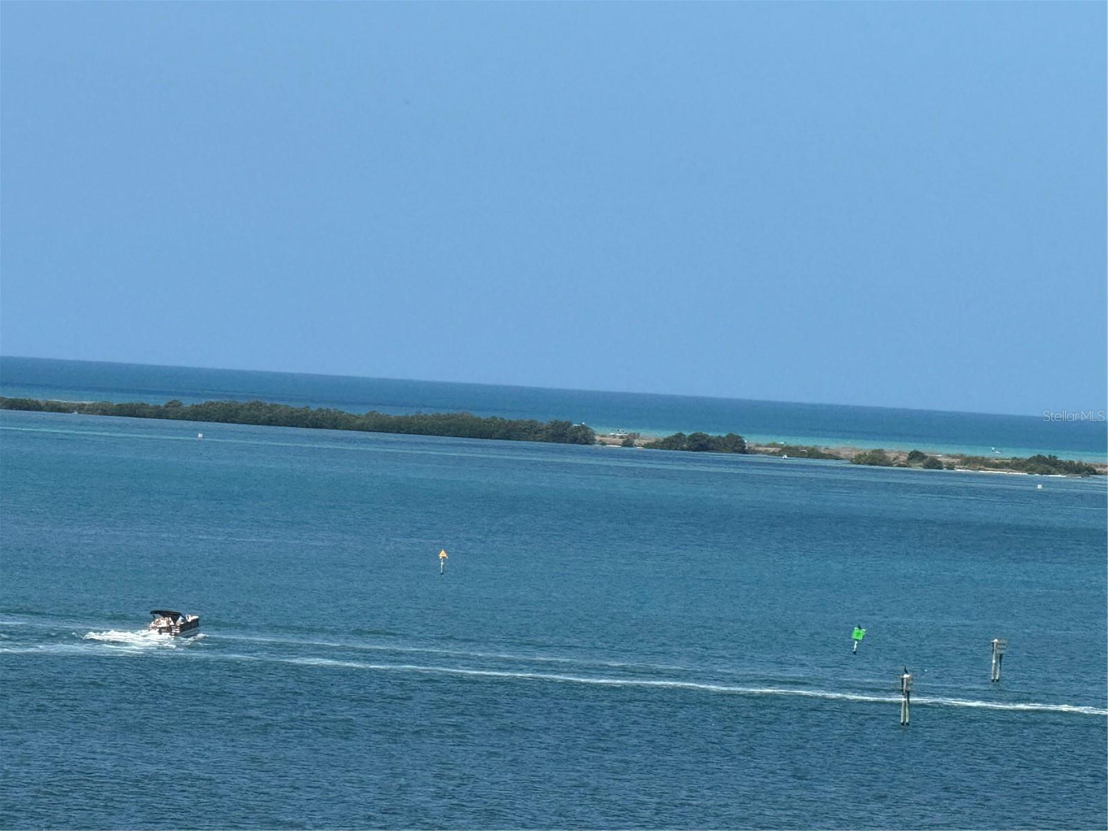 Image 64 of 100 For 2530 Gary Circle 802