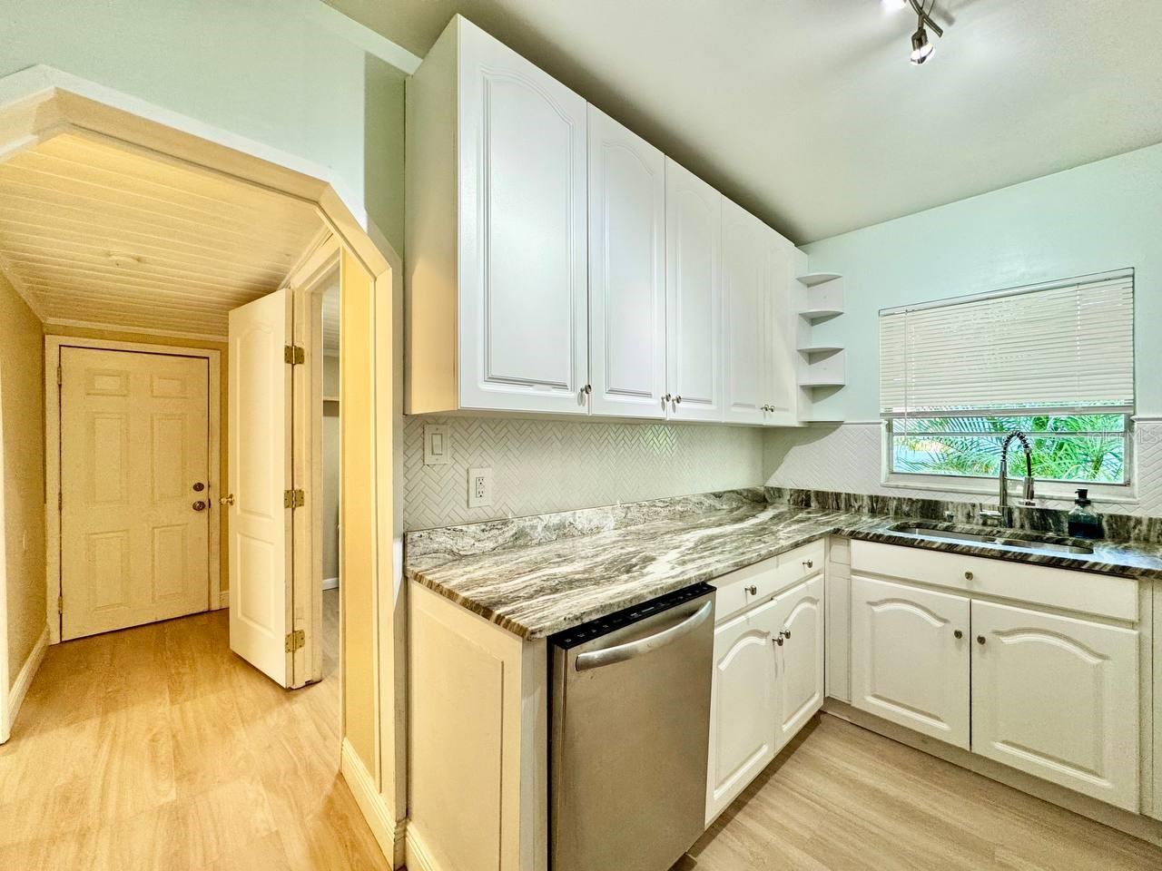 Image 23 of 38 For 3511 Bishop Eddie Newkirk Way