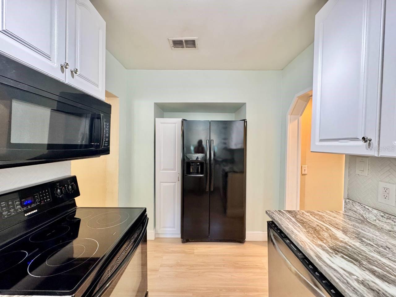 Image 26 of 38 For 3511 Bishop Eddie Newkirk Way