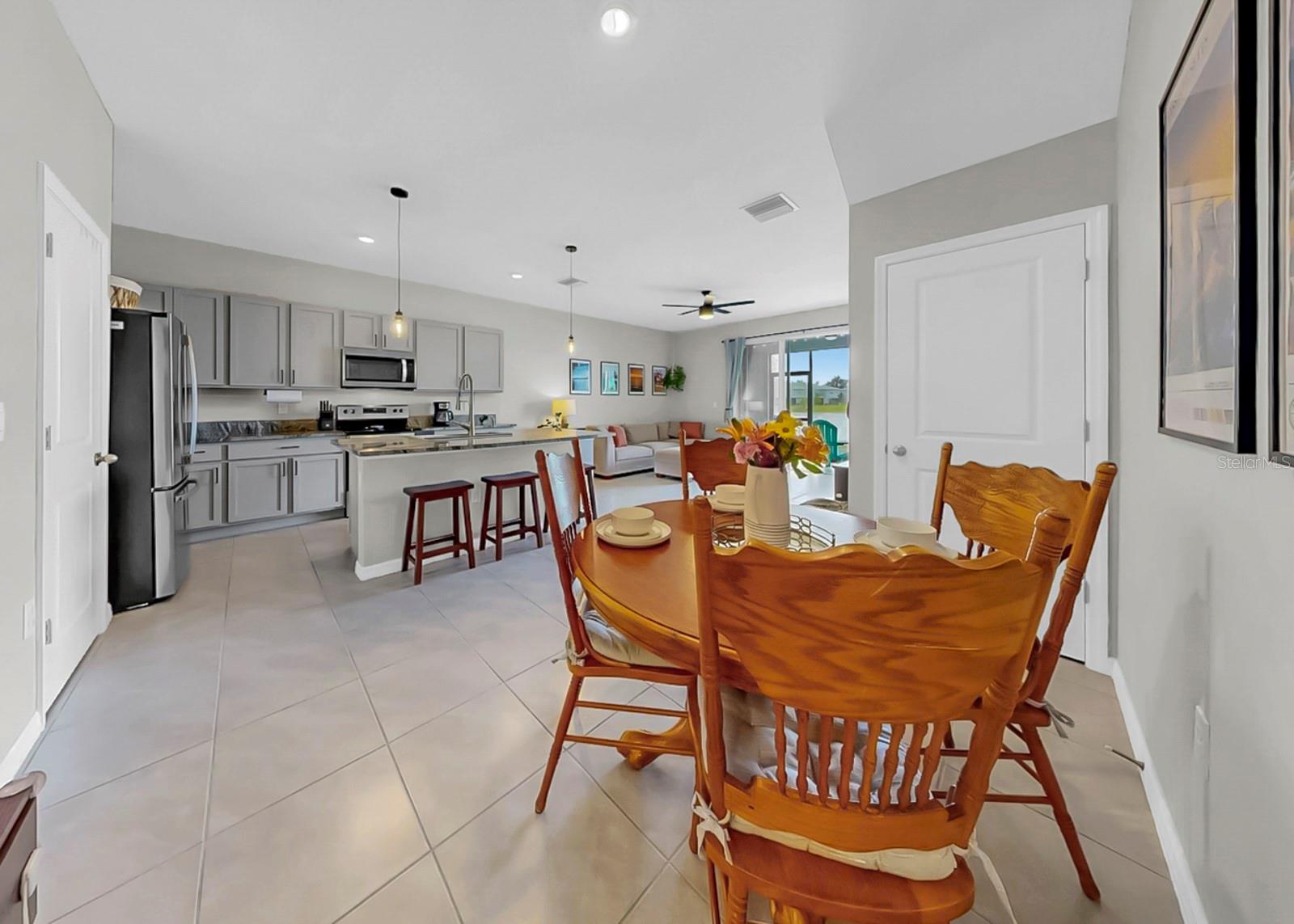 Image 13 of 35 For 263 Mangrove Shade Circle