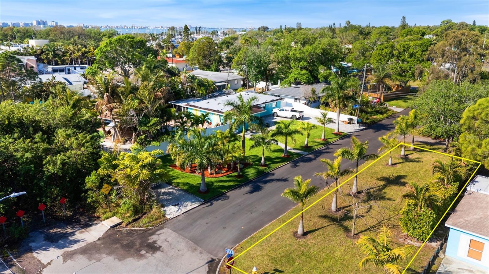 Image 2 of 4 For 44th Street S