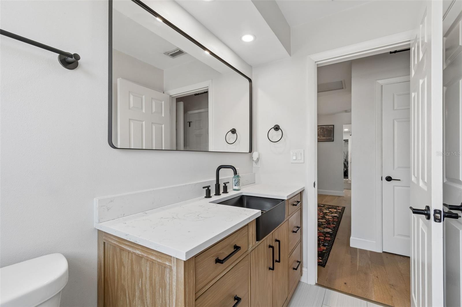 Image 33 of 56 For 1850 Lombardy Drive