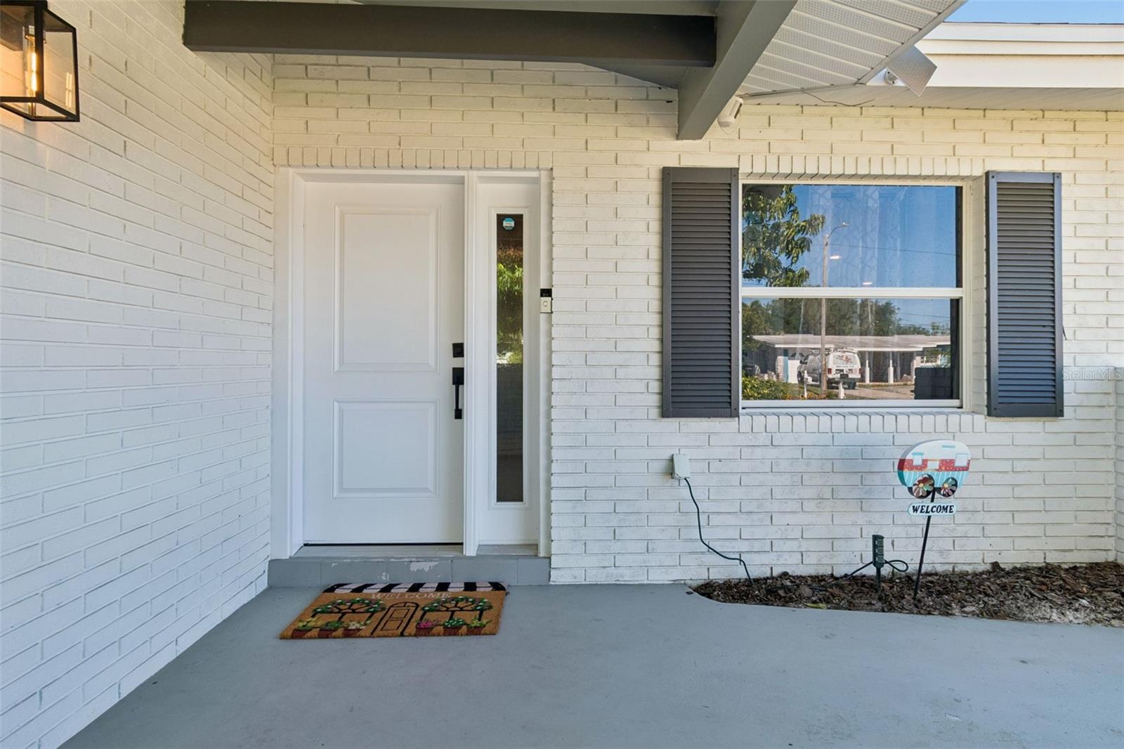 Image 5 of 56 For 1850 Lombardy Drive