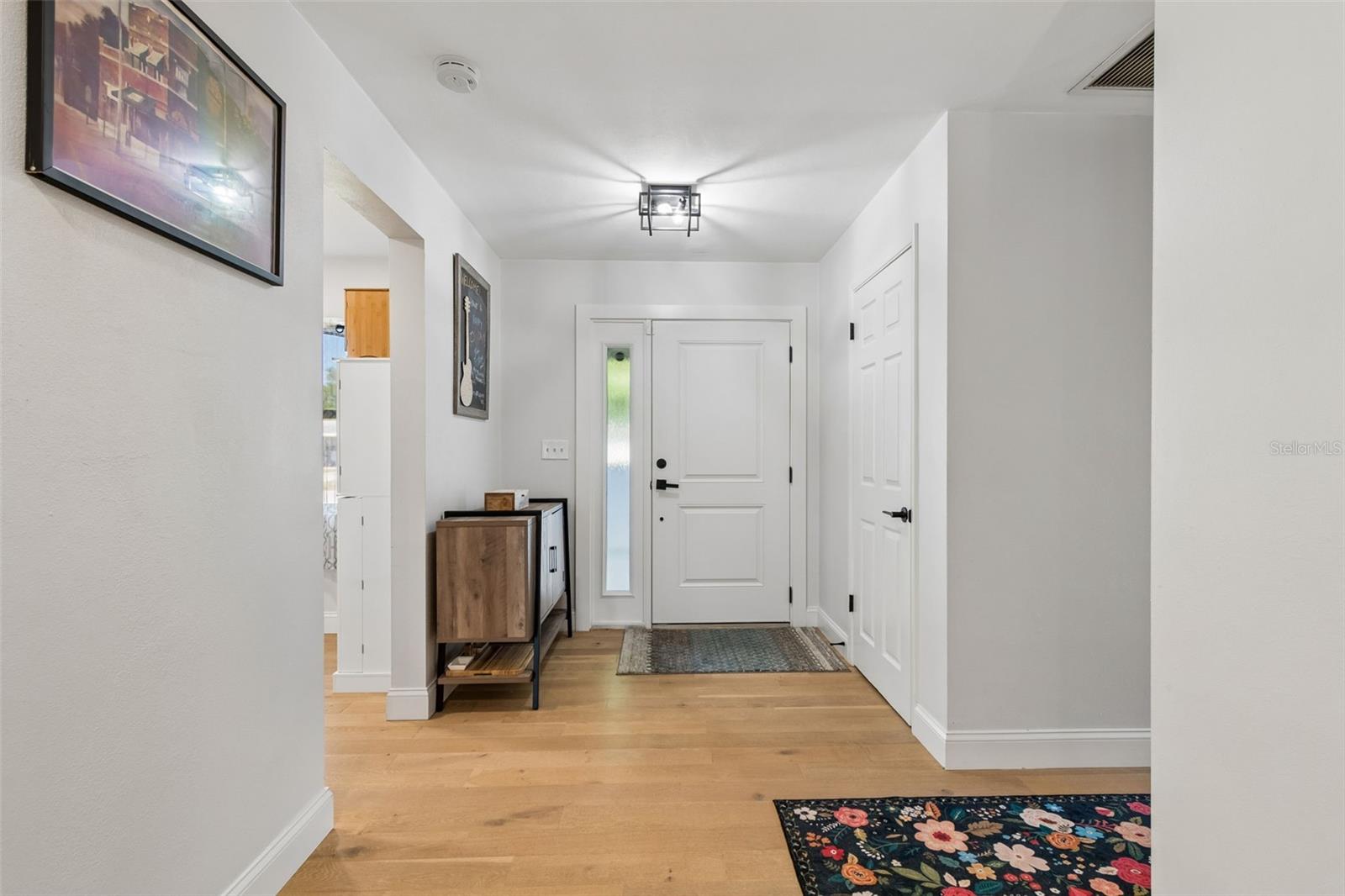 Image 6 of 56 For 1850 Lombardy Drive