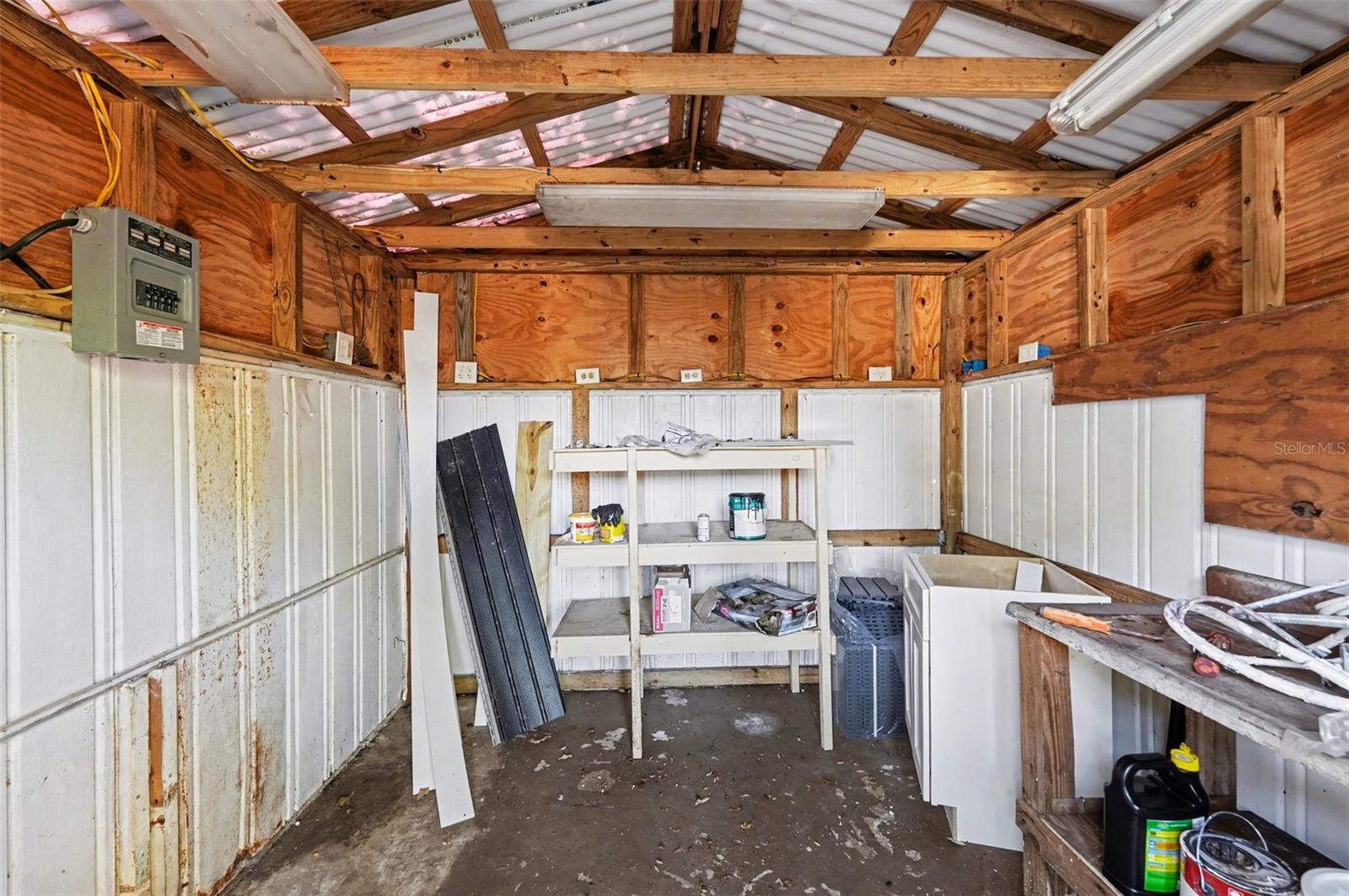 Image 29 of 35 For 9482 Crestview Street