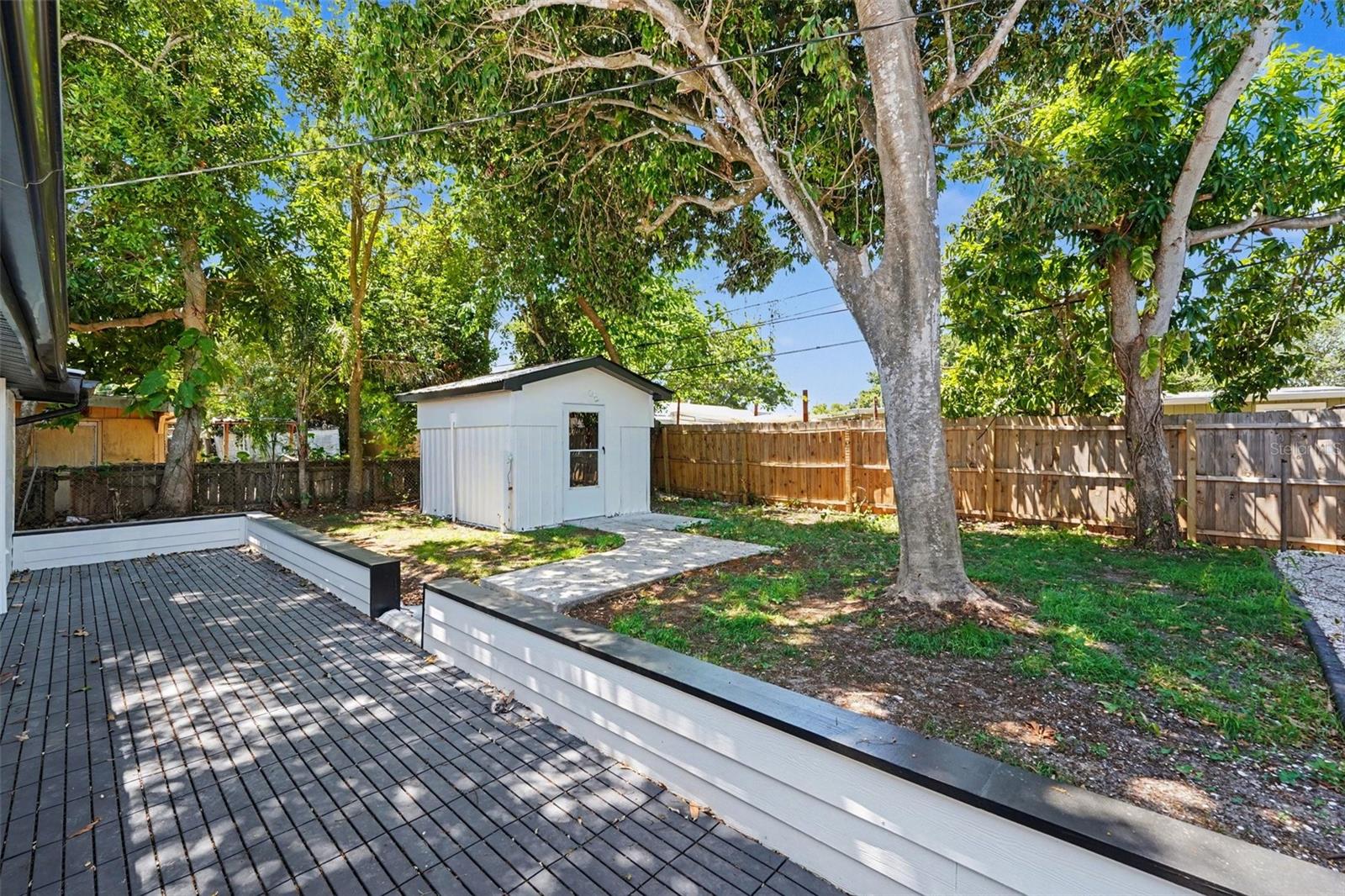 Image 31 of 35 For 9482 Crestview Street