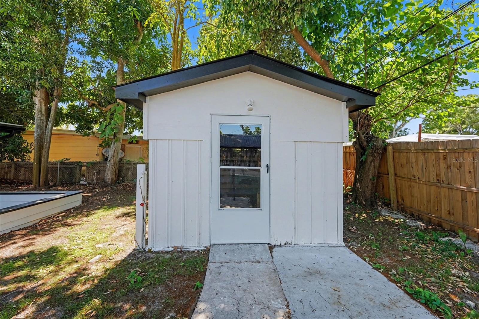 Image 34 of 35 For 9482 Crestview Street