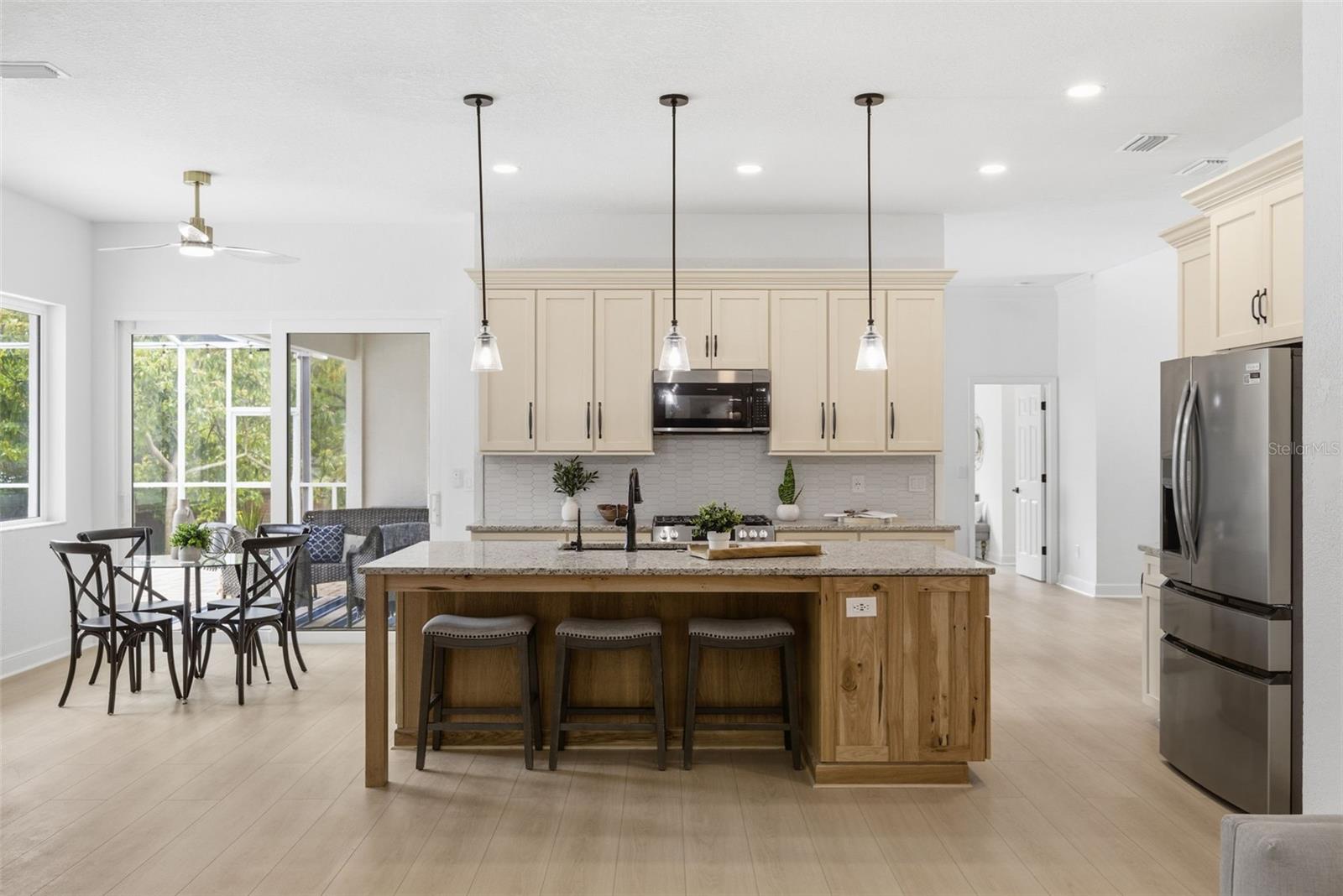 Image 10 of 39 For 606 Tomoka Drive