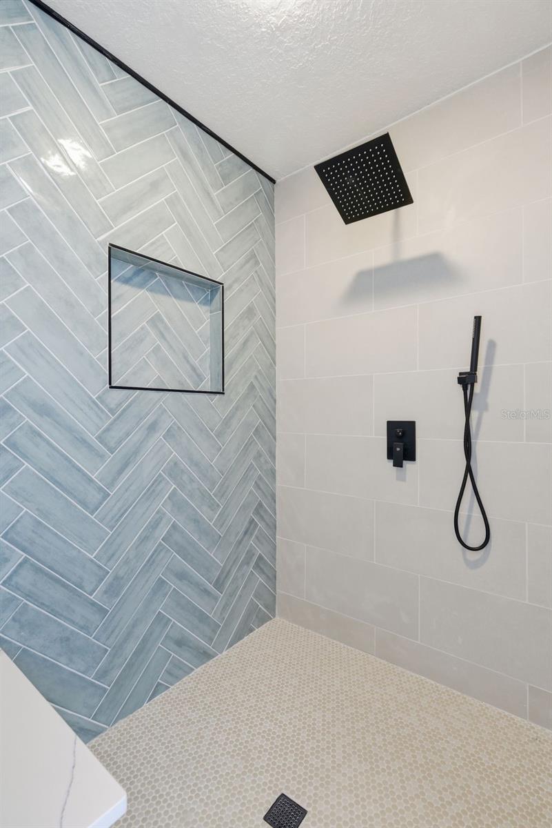 Image 23 of 39 For 606 Tomoka Drive