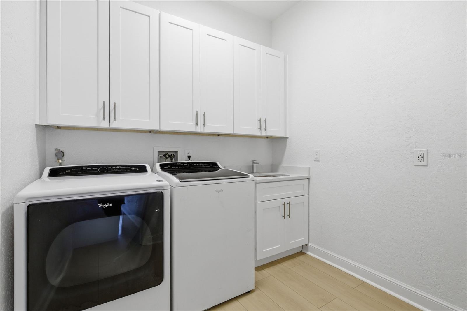 Image 30 of 39 For 606 Tomoka Drive