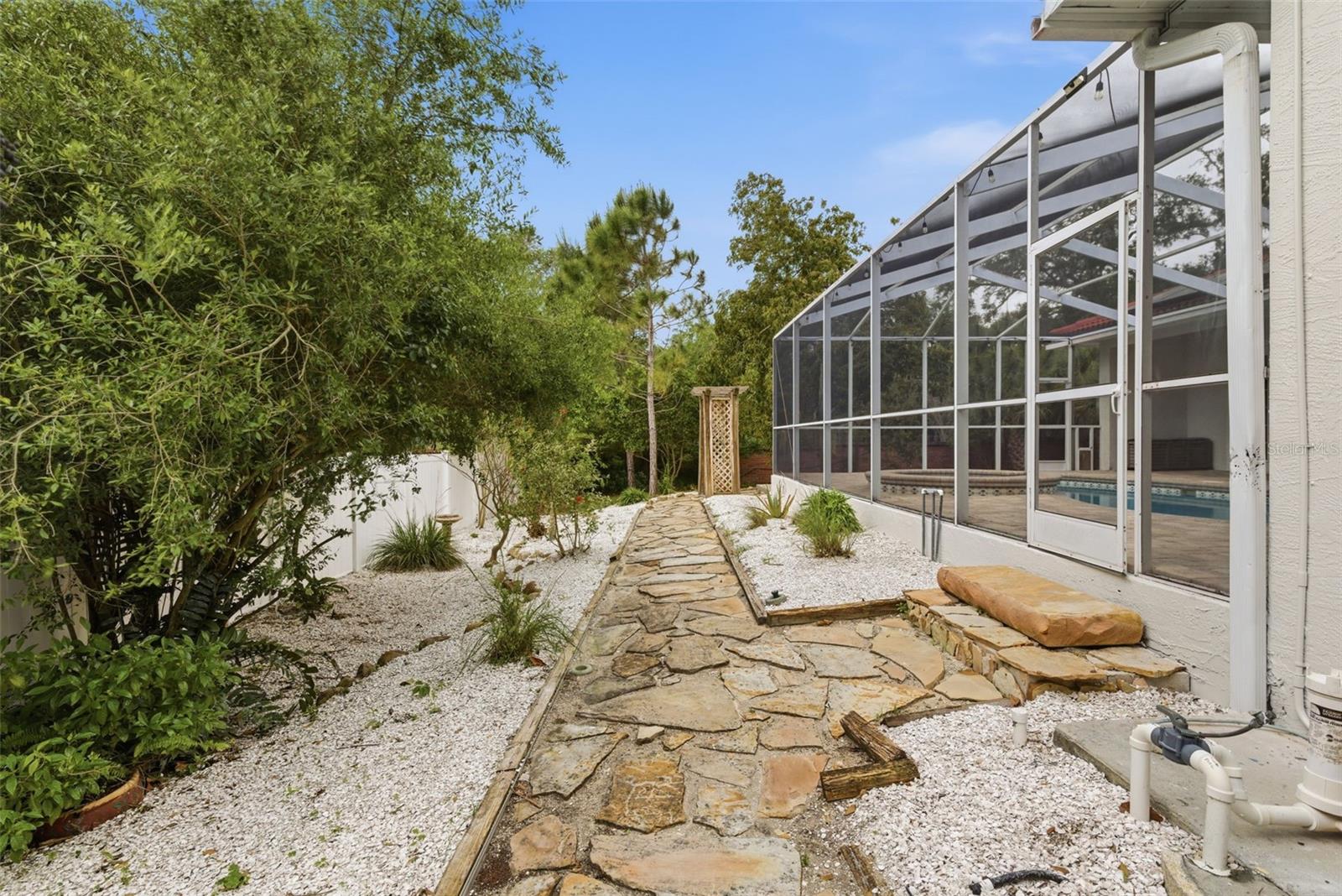 Image 35 of 39 For 606 Tomoka Drive