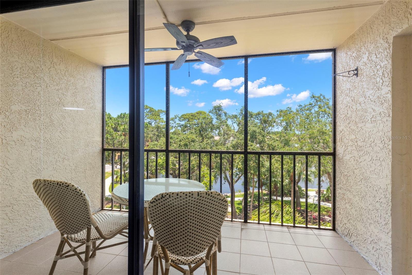 Image 26 of 26 For 5817 Park Street N 406