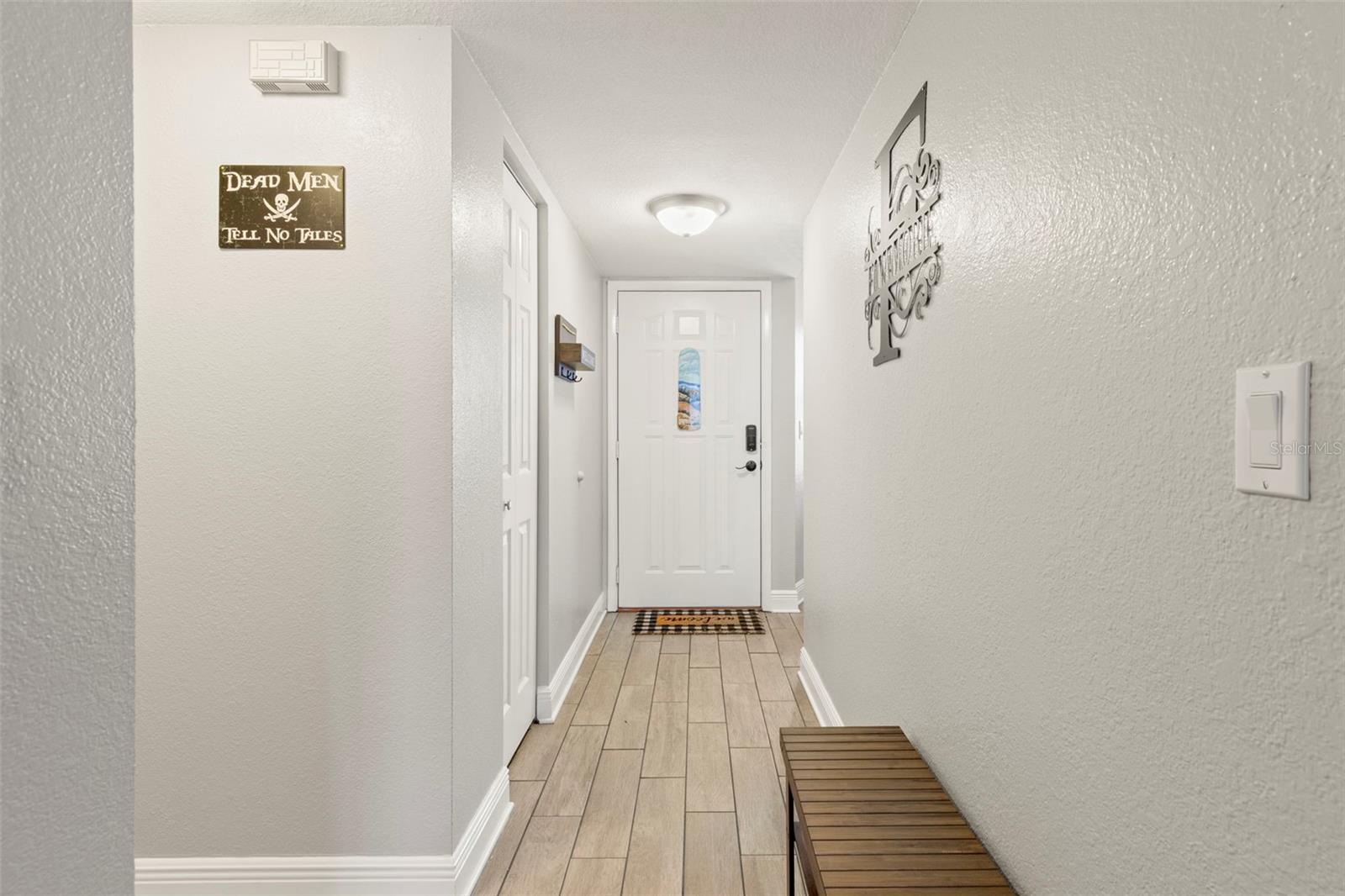 Image 3 of 26 For 5817 Park Street N 406