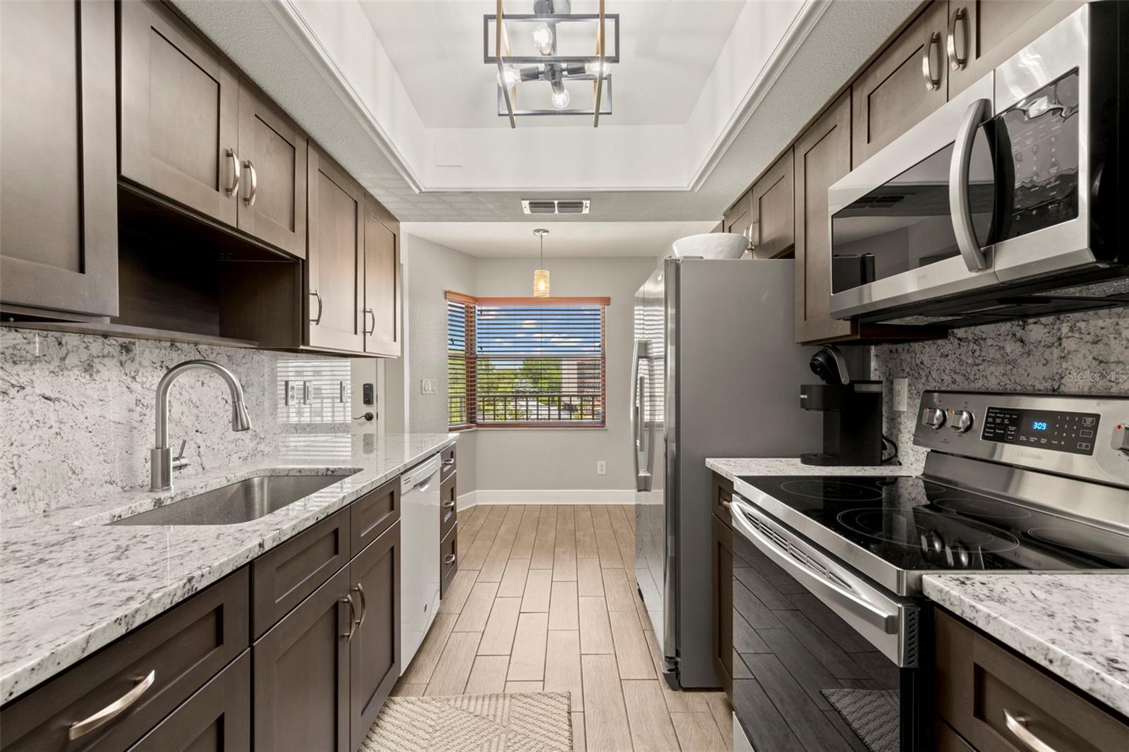 Image 5 of 26 For 5817 Park Street N 406