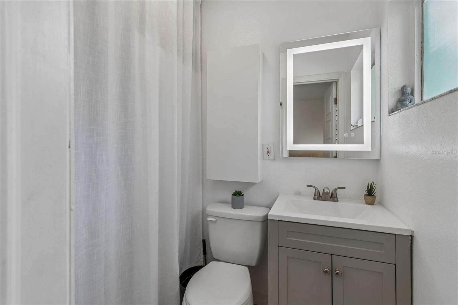 Image 19 of 28 For 11307 Boulevard