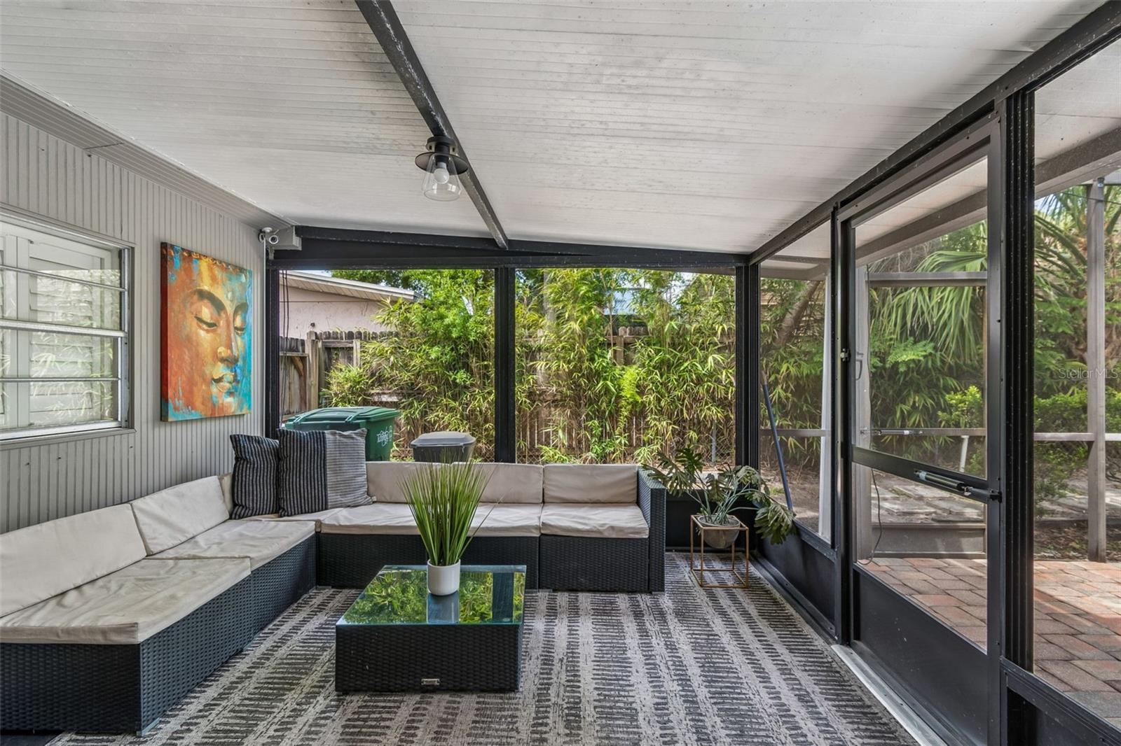 Image 20 of 28 For 11307 Boulevard