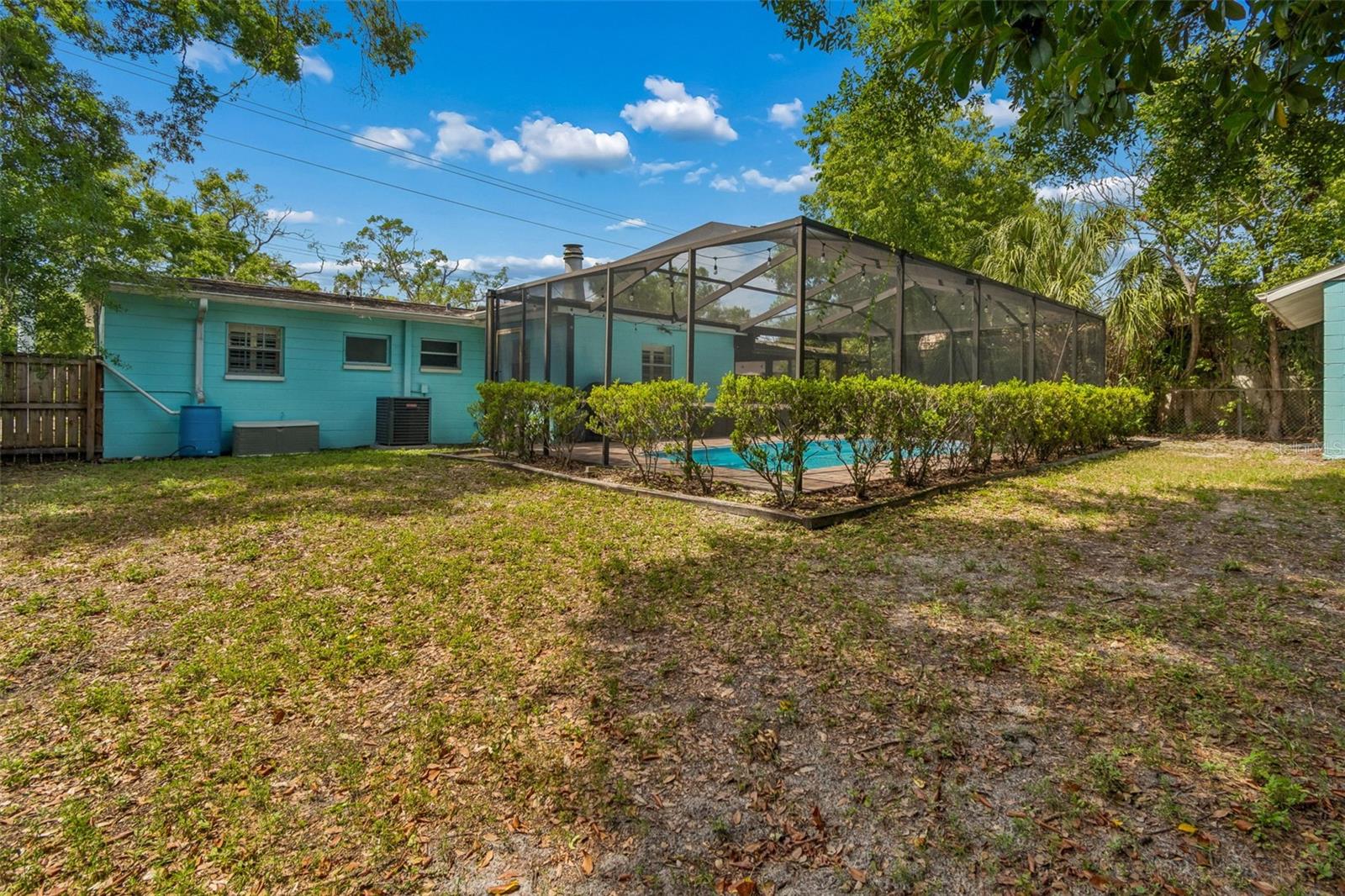 Image 24 of 28 For 11307 Boulevard