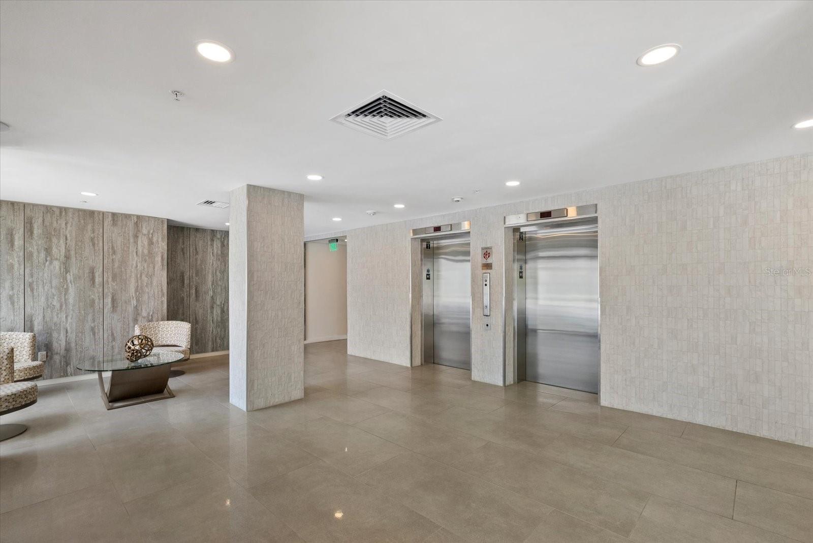 Image 26 of 44 For 4822 Ocean Boulevard 11e