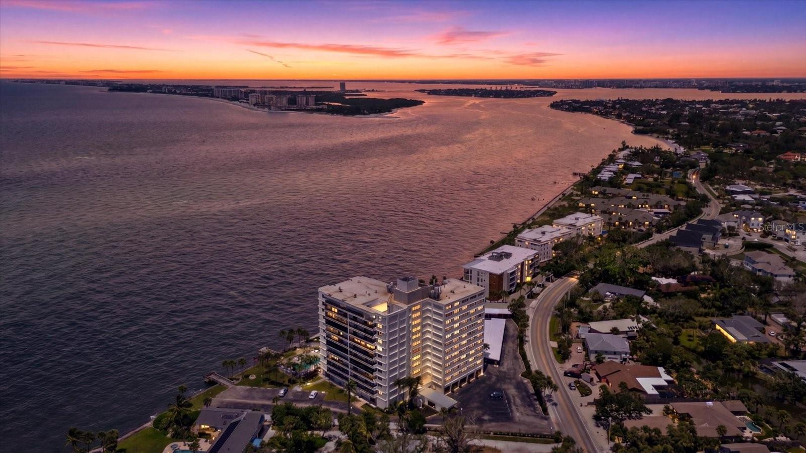 Image 43 of 44 For 4822 Ocean Boulevard 11e