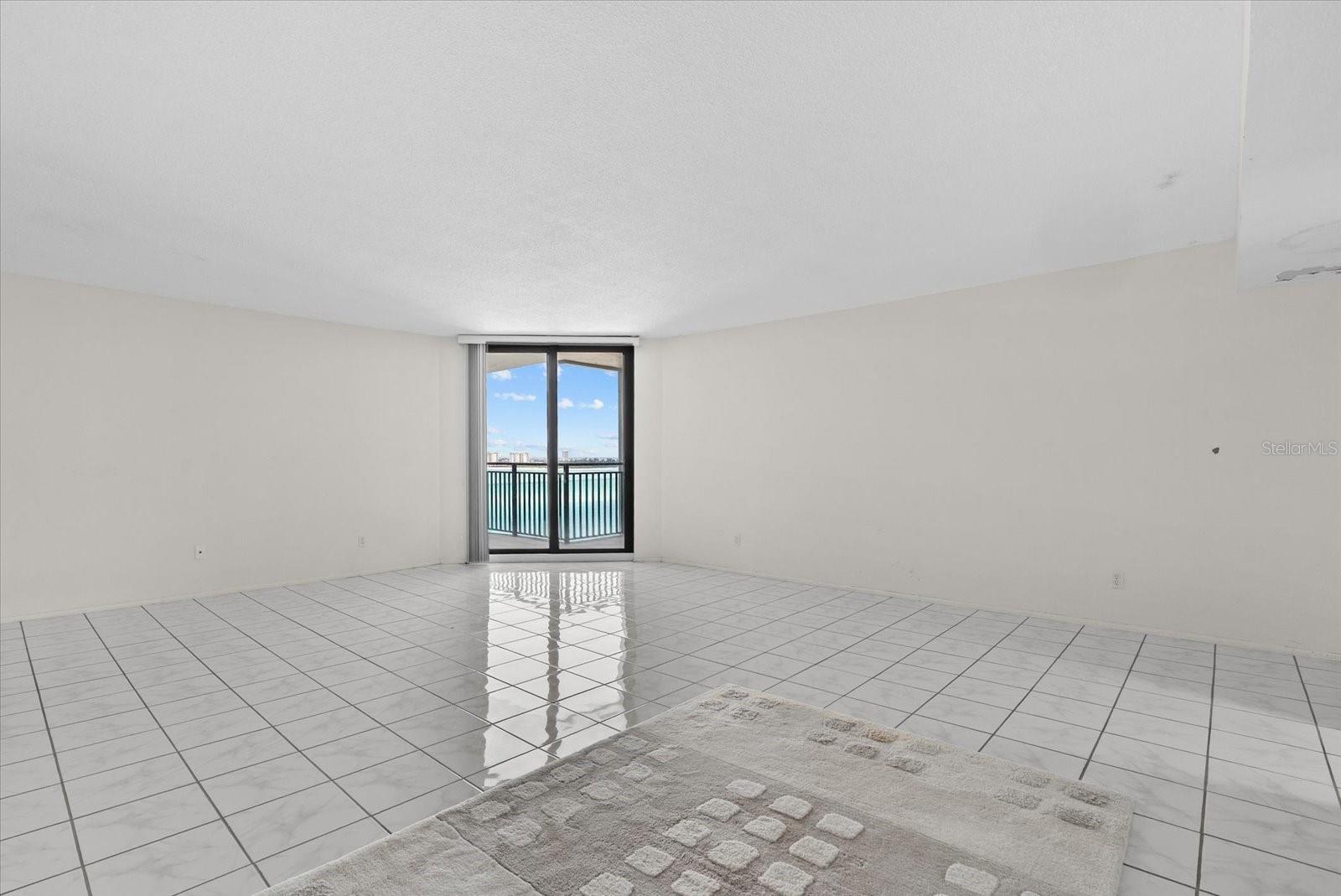 Image 7 of 44 For 4822 Ocean Boulevard 11e