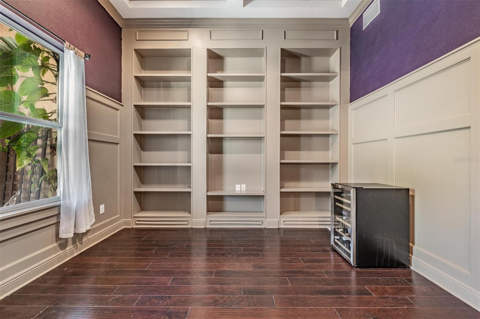 Image 13 of 70 For 9134 Tillinghast Drive