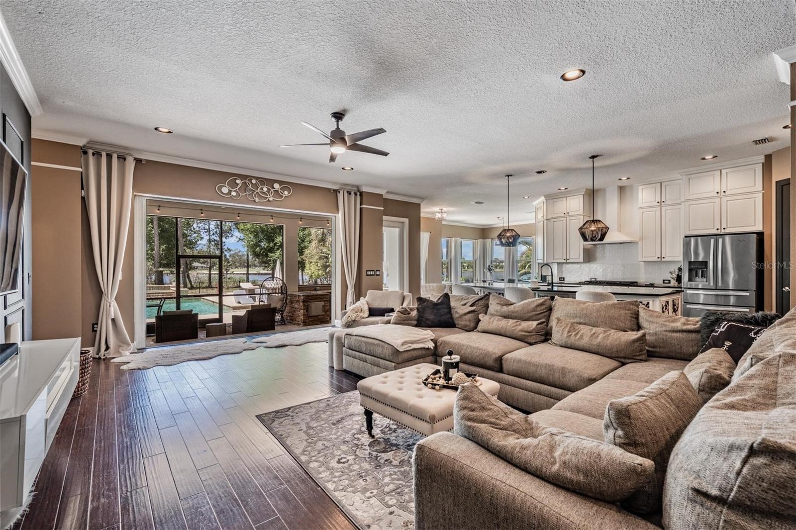 Image 19 of 70 For 9134 Tillinghast Drive