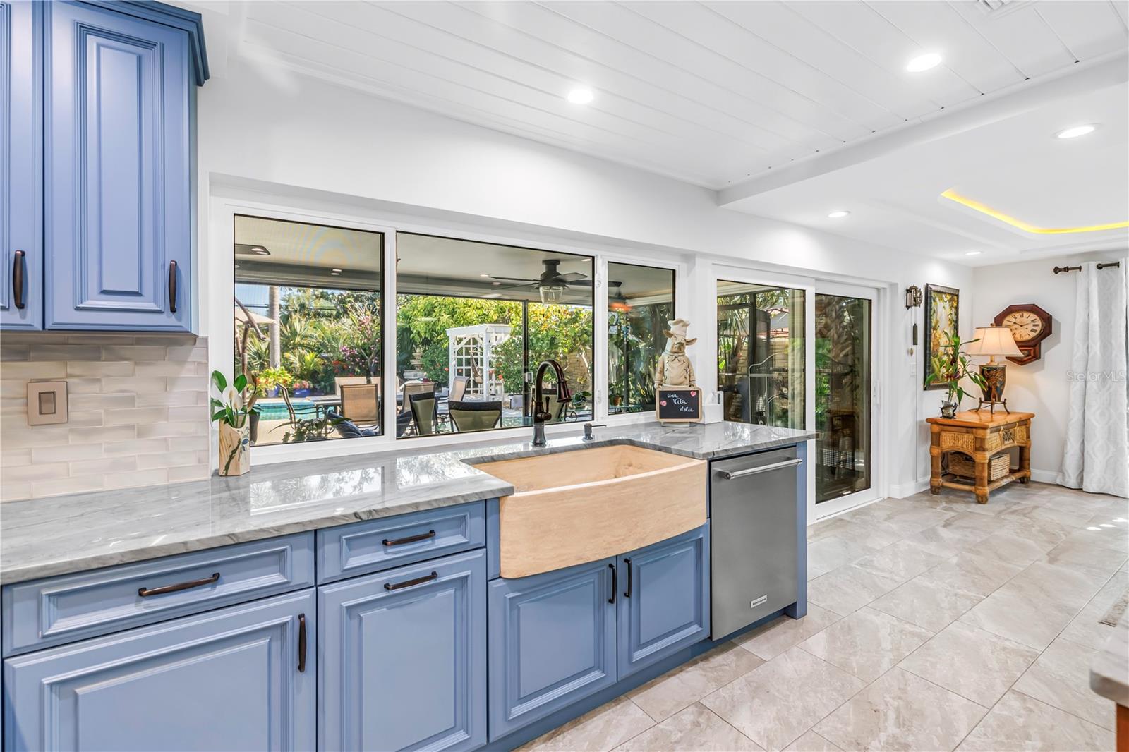 Image 10 of 86 For 14261 Passage Way