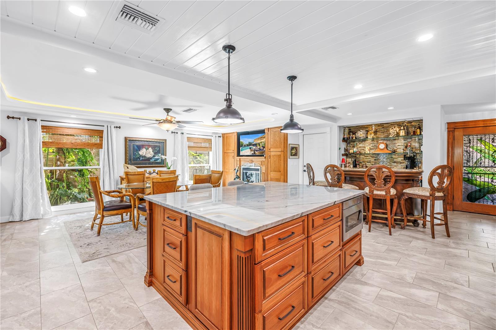 Image 14 of 86 For 14261 Passage Way