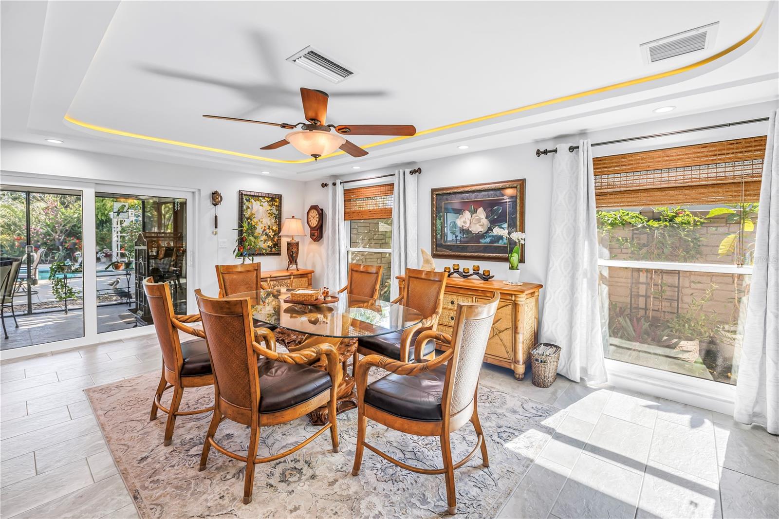 Image 21 of 86 For 14261 Passage Way