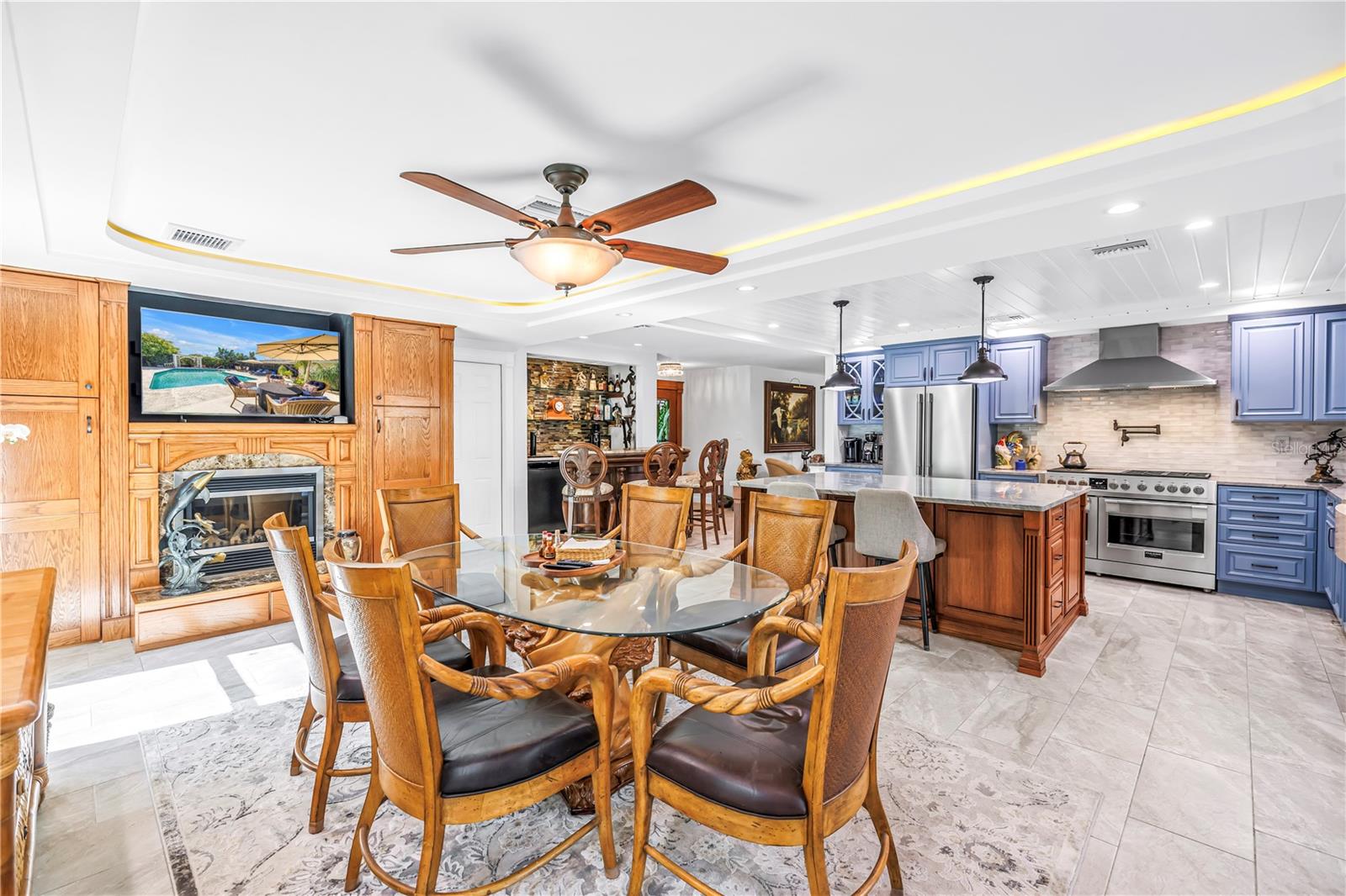 Image 23 of 86 For 14261 Passage Way