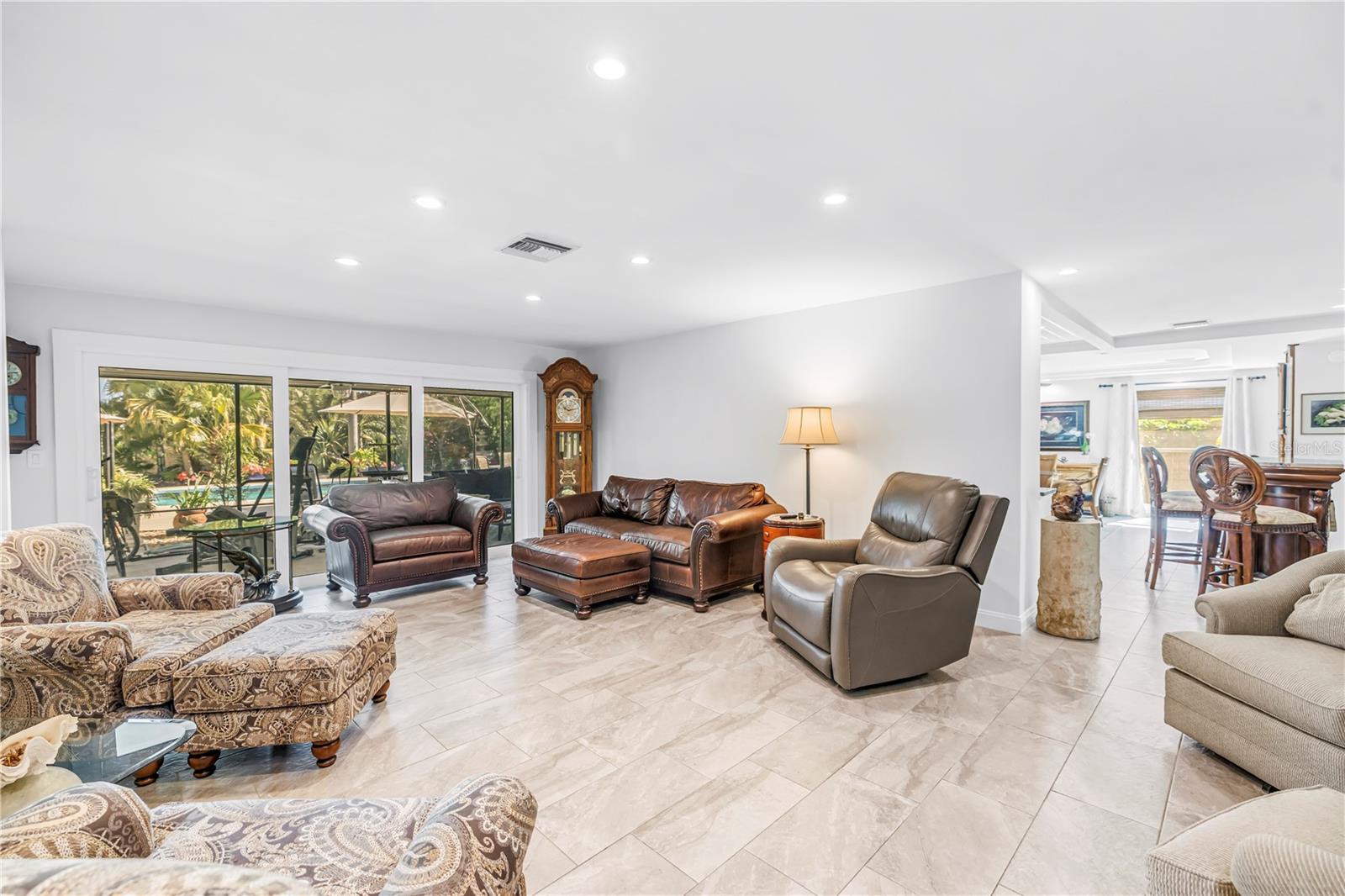 Image 26 of 86 For 14261 Passage Way