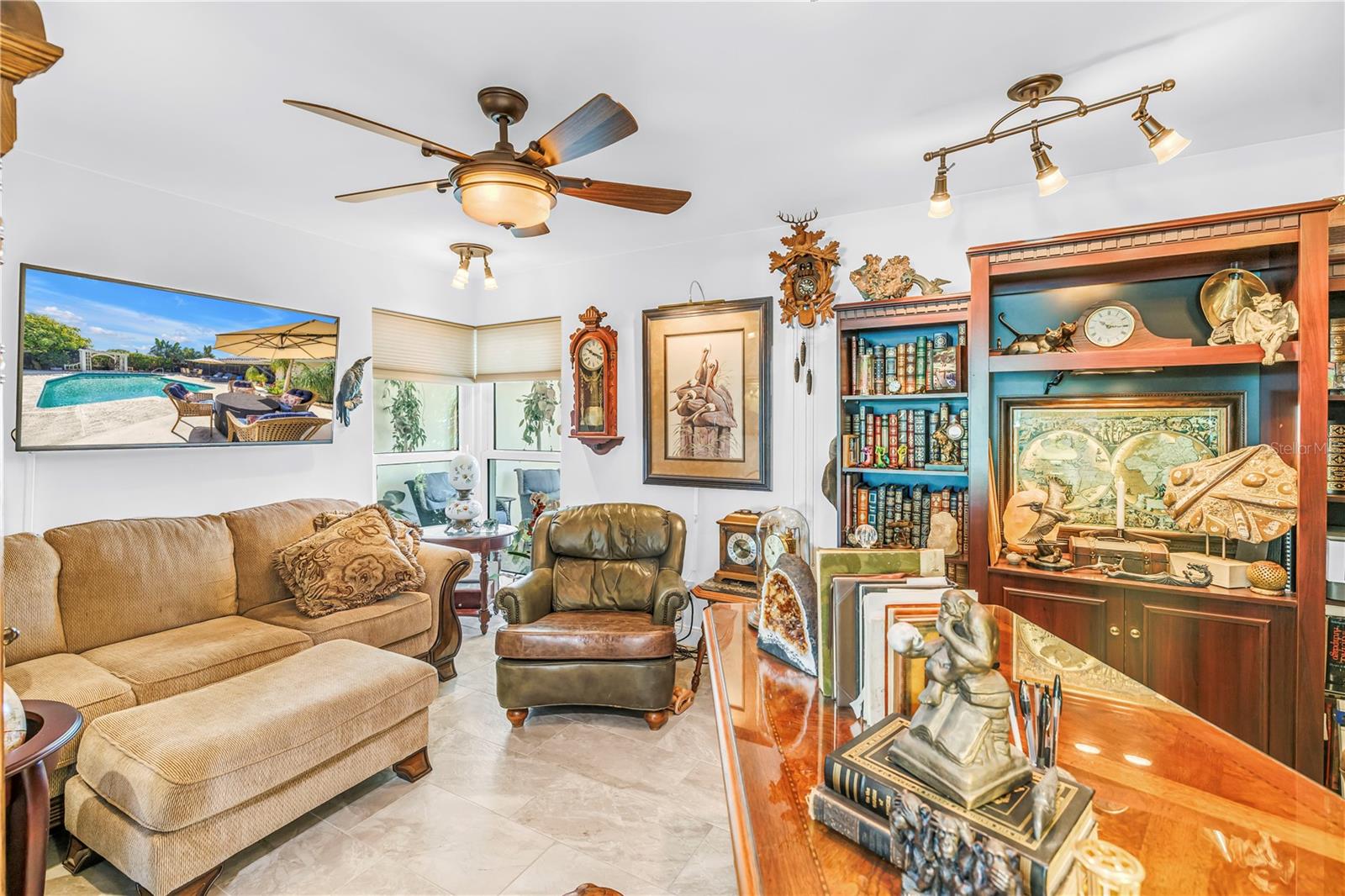 Image 29 of 86 For 14261 Passage Way