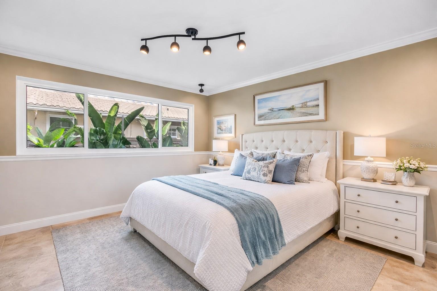 Image 35 of 86 For 14261 Passage Way