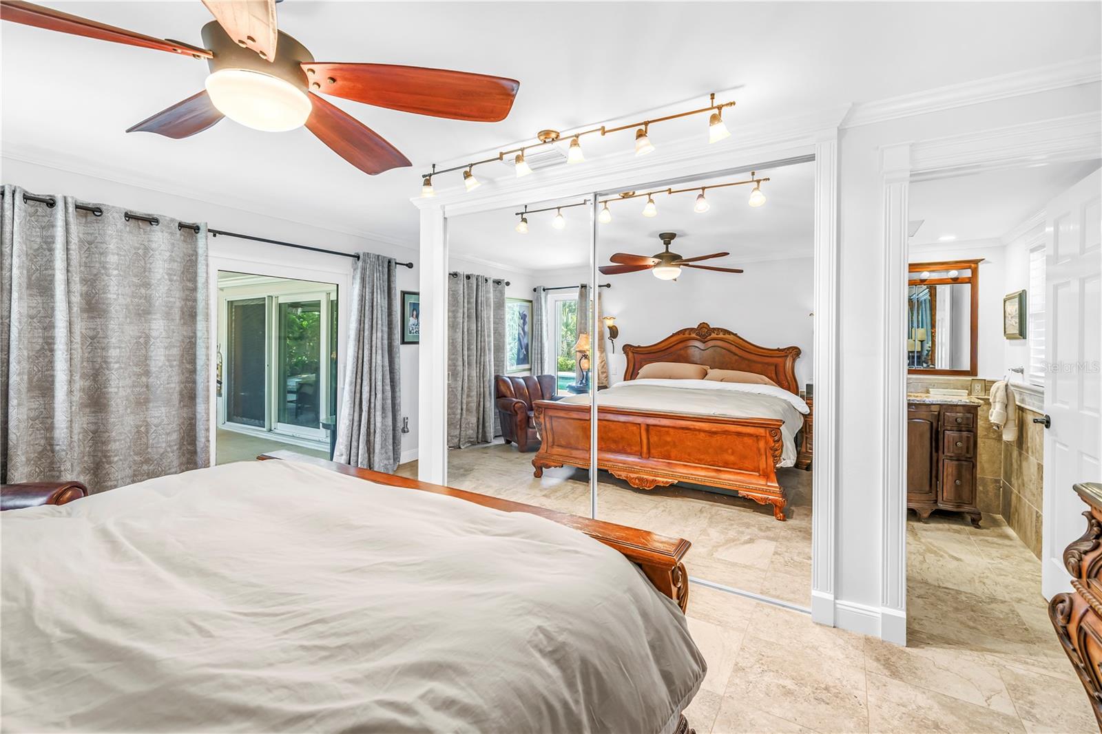 Image 38 of 86 For 14261 Passage Way