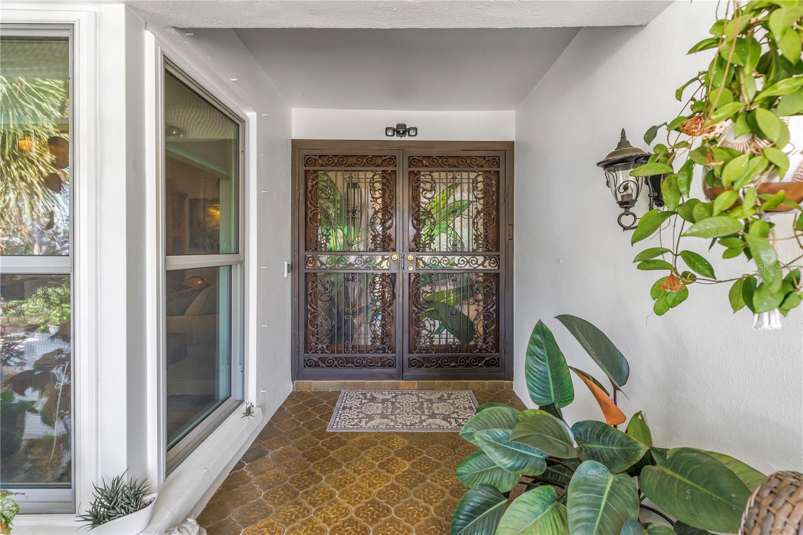 Image 4 of 86 For 14261 Passage Way