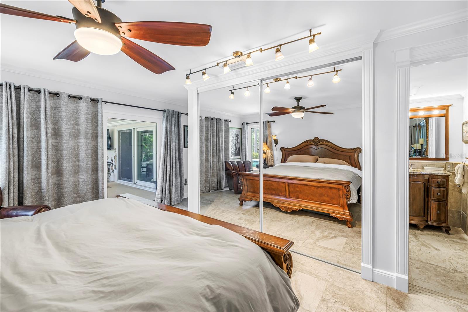 Image 40 of 86 For 14261 Passage Way