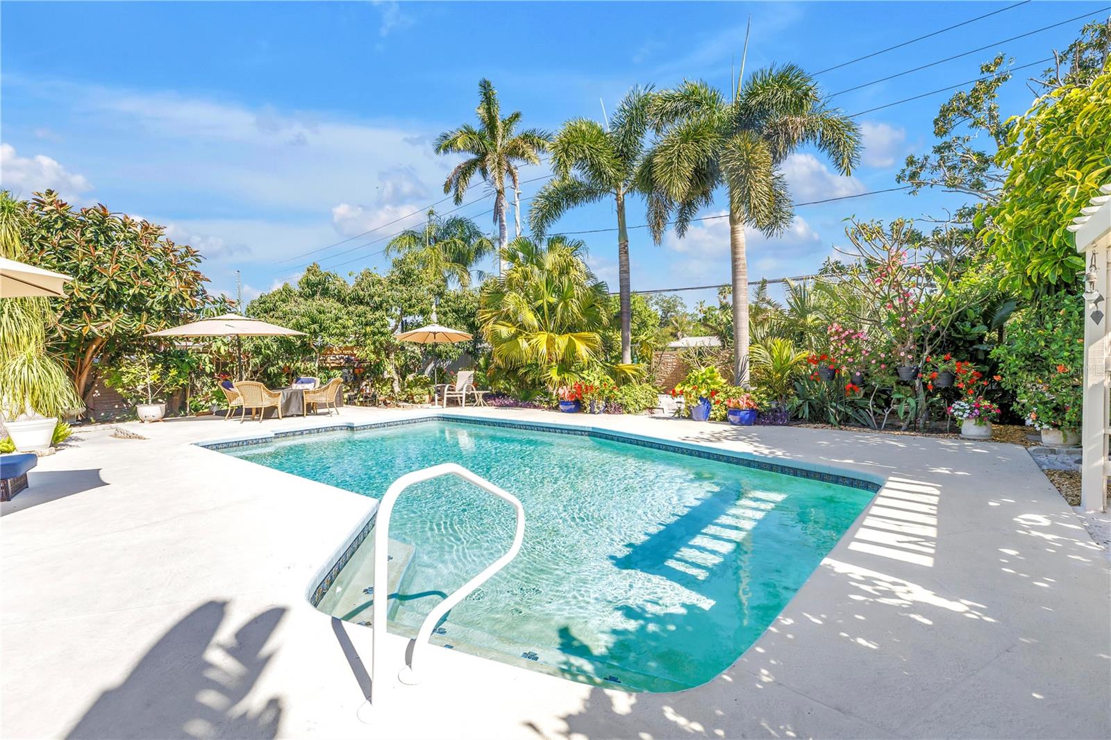 Image 59 of 86 For 14261 Passage Way