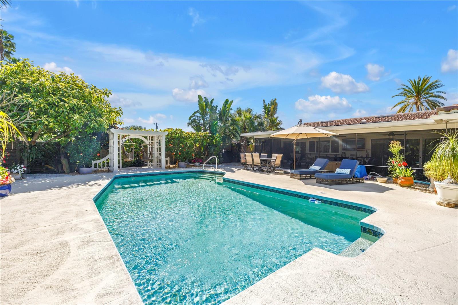 Image 66 of 86 For 14261 Passage Way