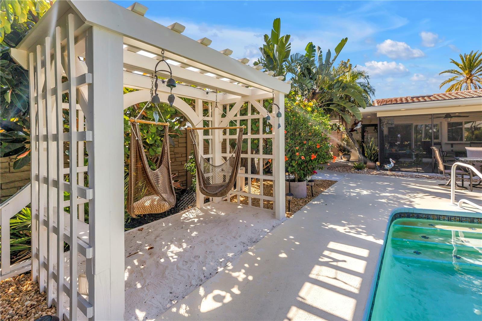 Image 69 of 86 For 14261 Passage Way