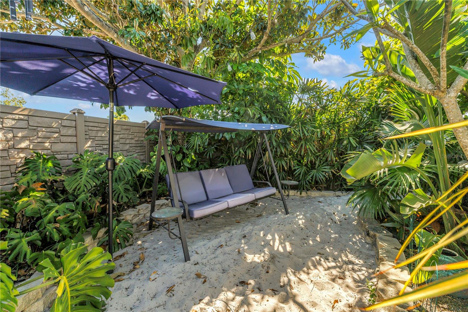 Image 72 of 86 For 14261 Passage Way