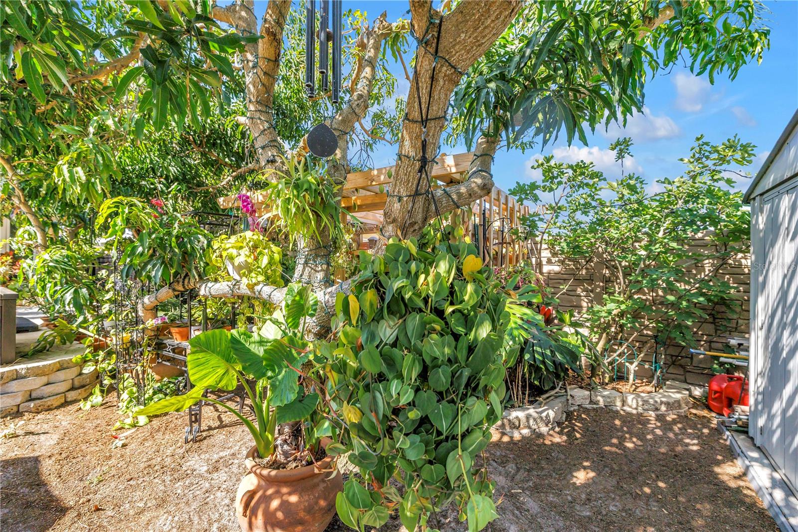 Image 77 of 86 For 14261 Passage Way