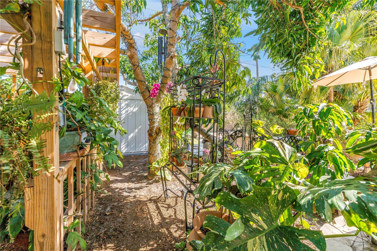 Image 79 of 86 For 14261 Passage Way