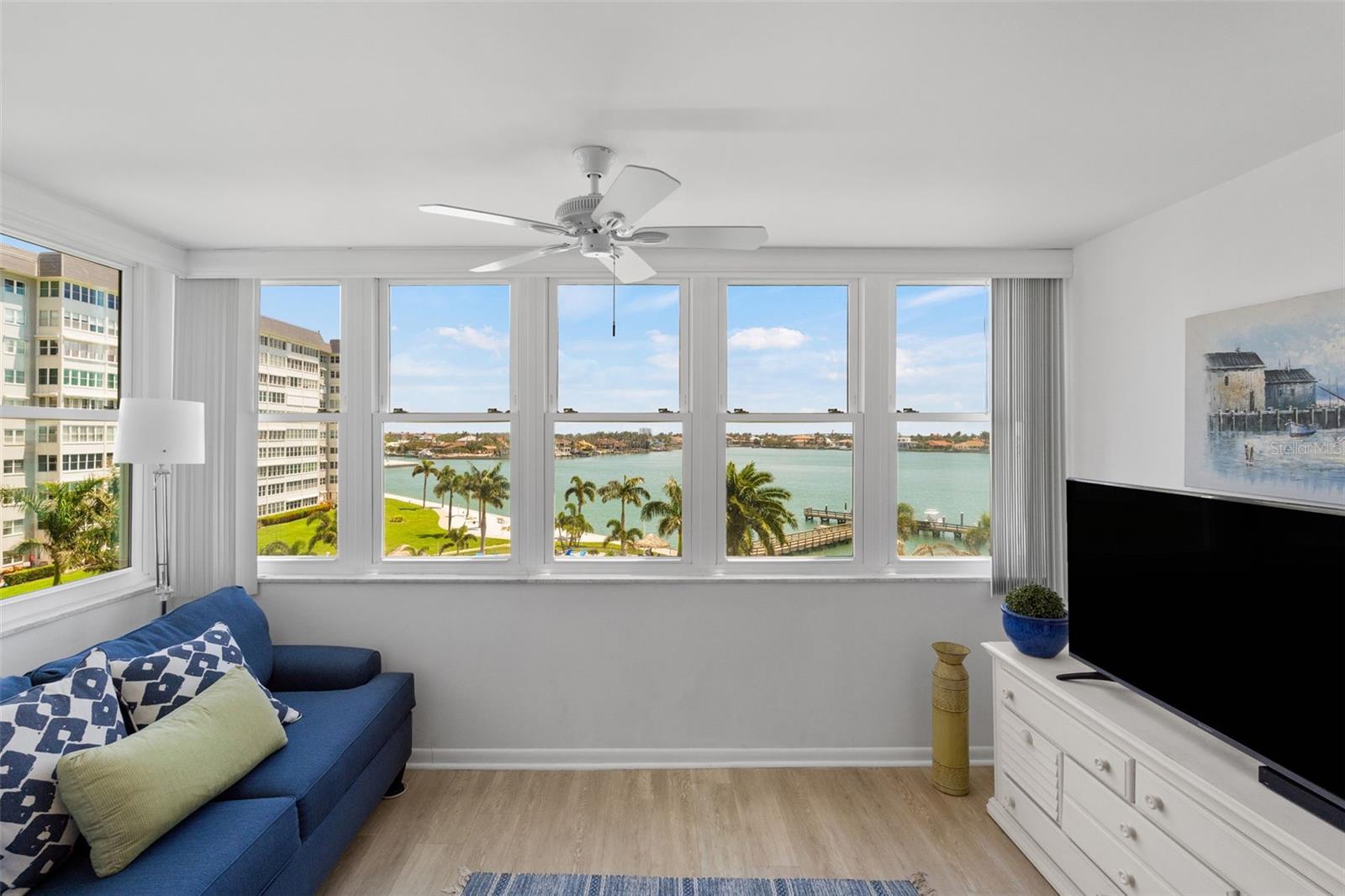 Image 16 of 70 For 5130 Brittany Drive S 505