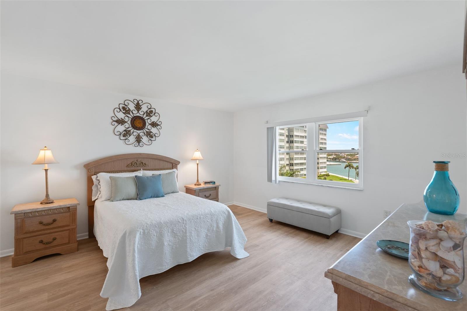 Image 20 of 70 For 5130 Brittany Drive S 505