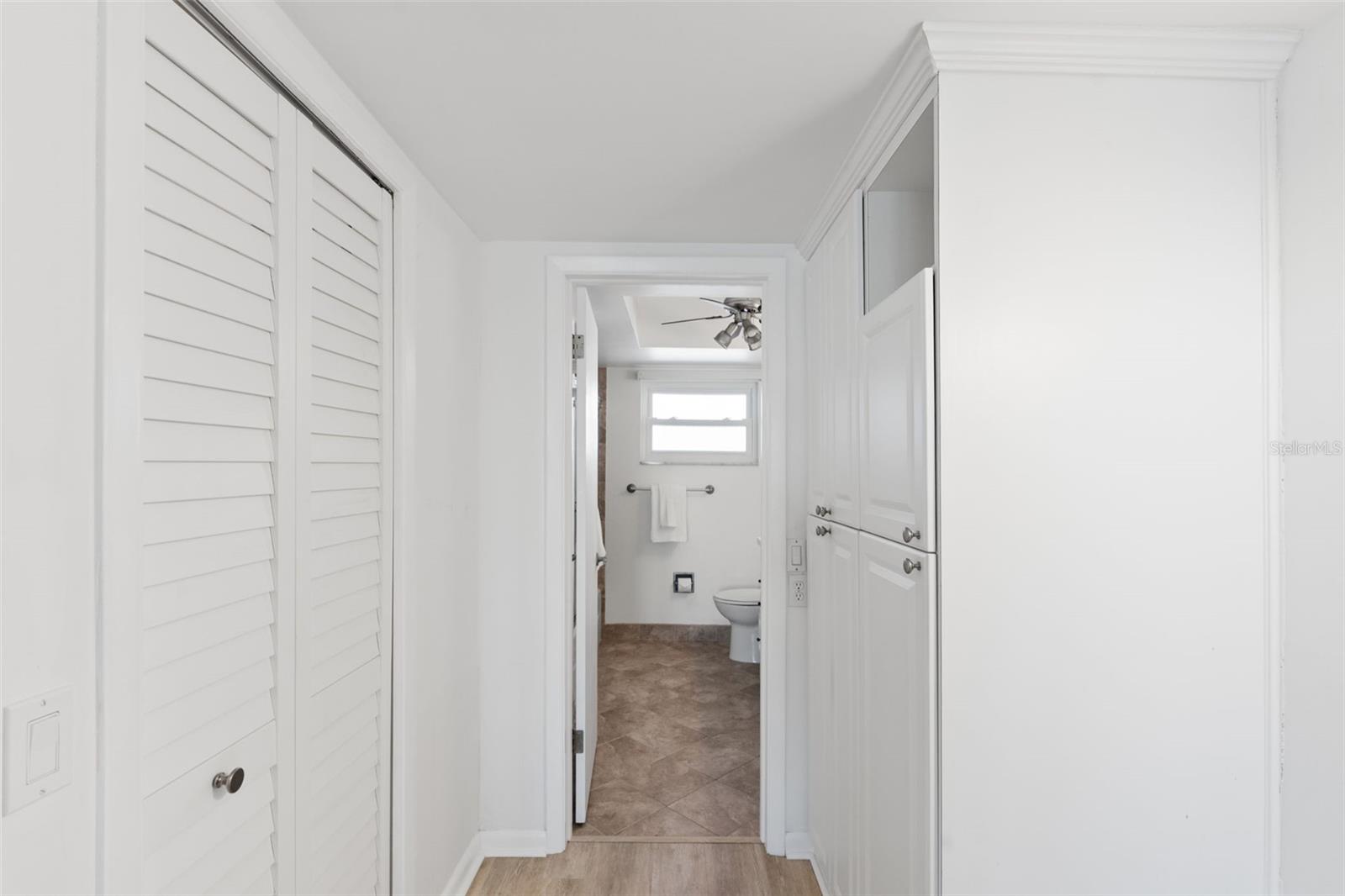 Image 24 of 70 For 5130 Brittany Drive S 505