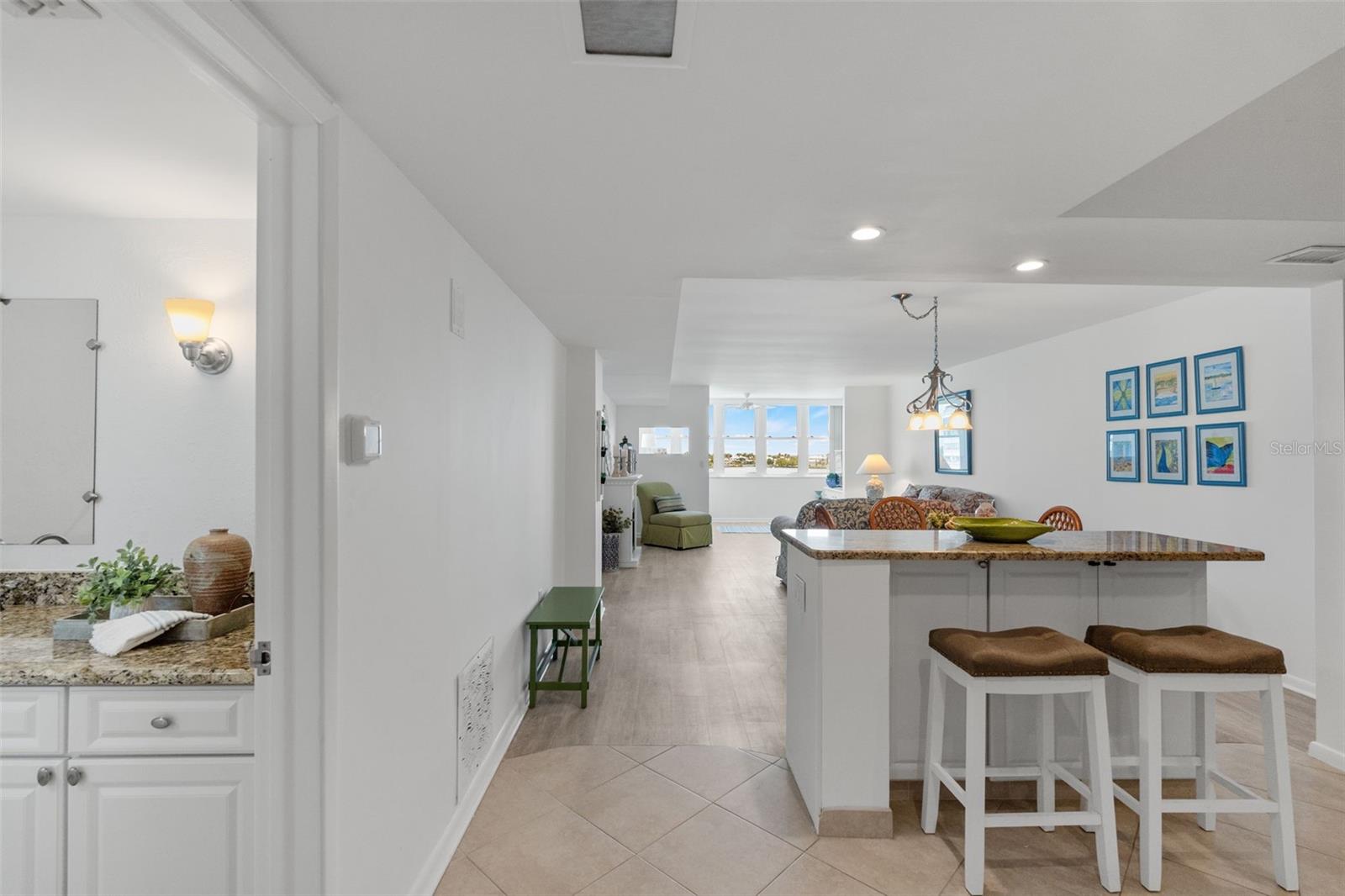 Image 5 of 70 For 5130 Brittany Drive S 505