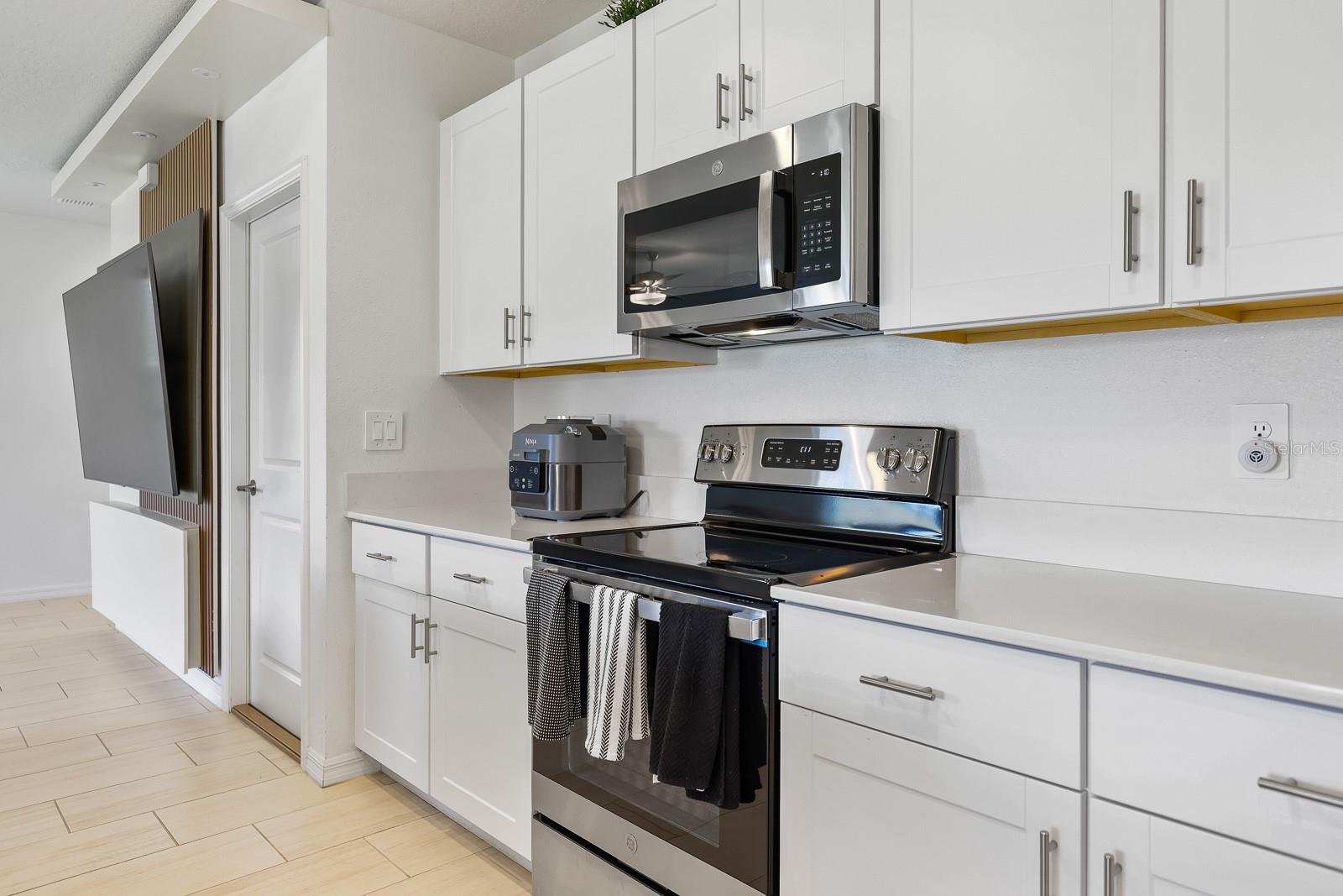 Image 7 of 17 For 2109 Victorious Falls Avenue