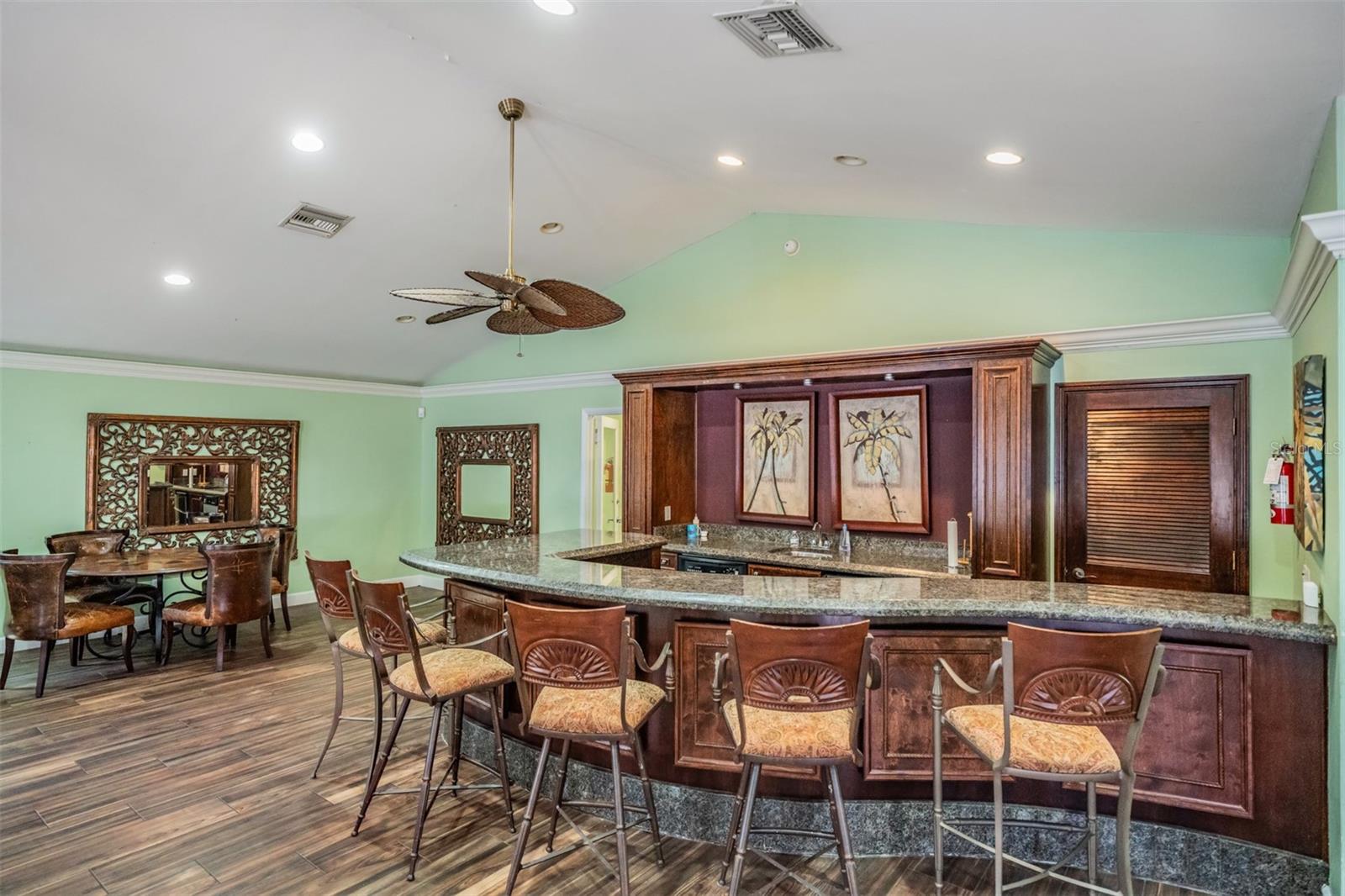 Image 32 of 41 For 7210 Manhattan Avenue 1913