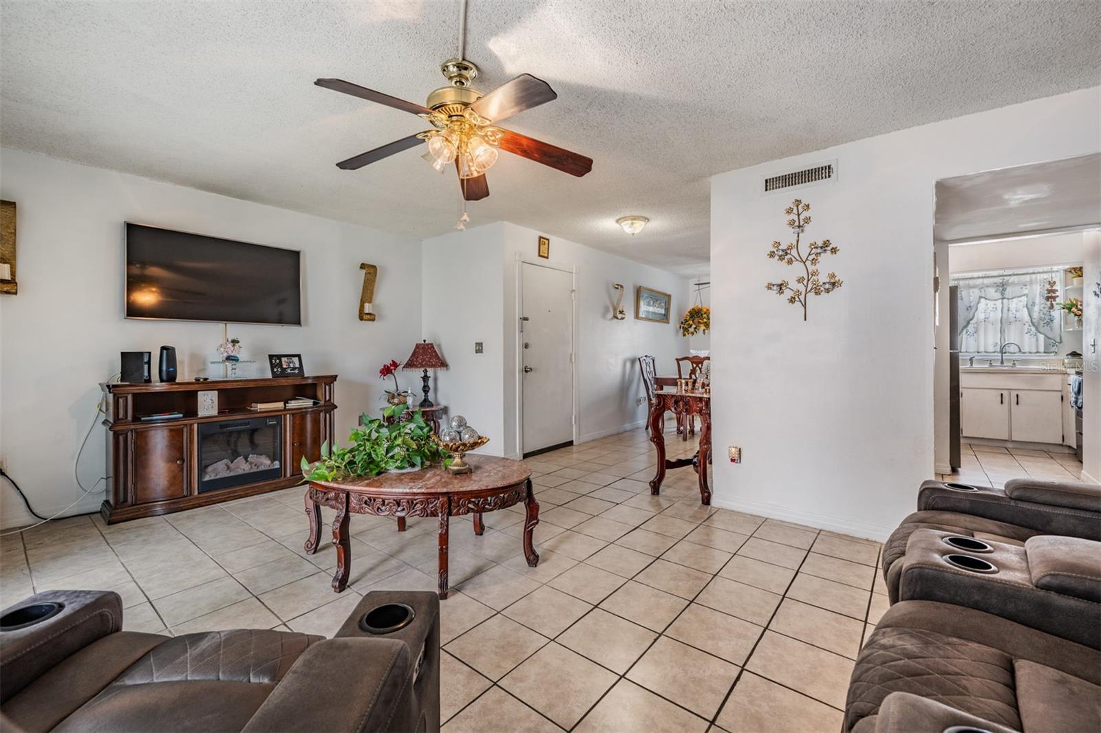 Image 9 of 41 For 7210 Manhattan Avenue 1913