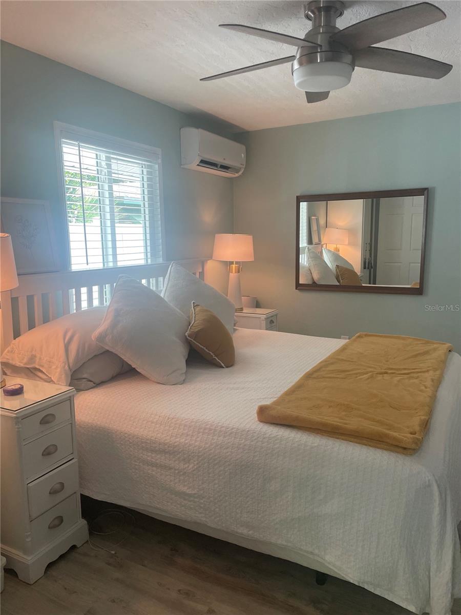 Image 14 of 16 For 515 1st Avenue E